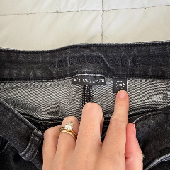 American Eagle Next Level Stretch Ankle Jeans - Picture 2 of 4